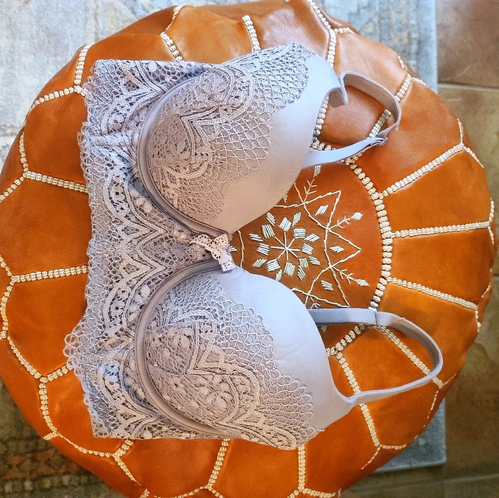 VS Body By Victoria Demi Long Line Bra